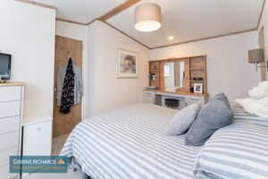 Bedroom- click for photo gallery